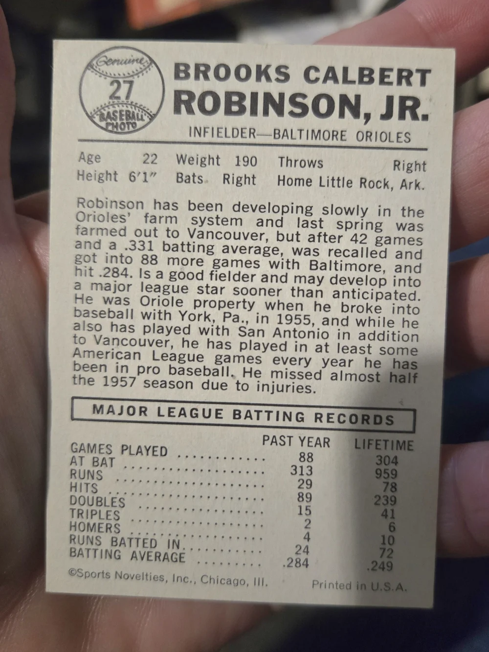 MLB Brooks Robinson Black and White Baseball Trading Card 1960 Leaf Orioles